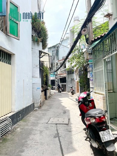 Cho thuê nhà 2 tầng hẻm thẳng đường Dương Bá Trạc P1Q8