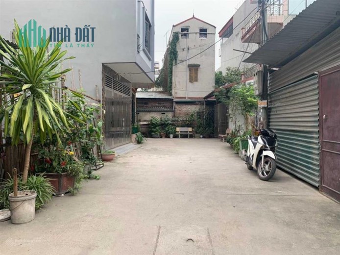 Nhà cấp 4 giá cực rẻ tại Di Trạch, mặt tiền 10 m giá chie 2 tỷ 2 bán đất tặng nhà