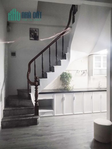 Mặt Tiền Rộng 4,5m - Bán gấp nhà 2,75 tỷ Ngõ Rộng Khâm Thiên, 35mx4T, SĐCC