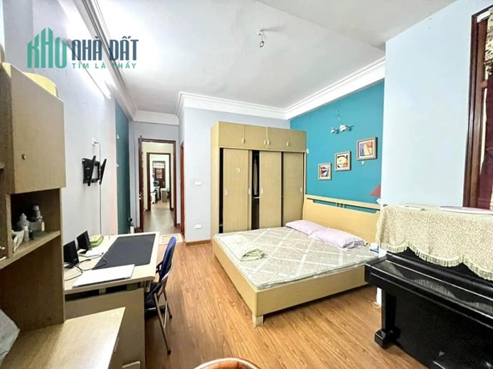 Bán nhà ngõ 165 Dương Quảng Hàm, Cầu Giấy, 64m2, 4 tầng, tương lai ra mặt phố, giá 6 tỷ