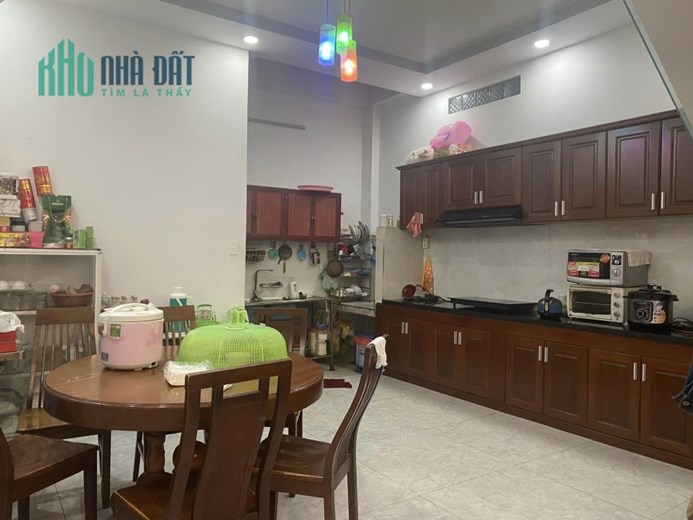 Bán Nhà Mặt Tiền Đường 17, Tân Thuận Tây, Quận 7, 61m2, Chỉ 10 Tỷ