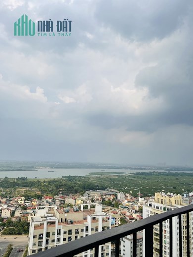 Bán Penhouse 90m quận Tây Hồ, View Hồ Tây, Giá 5.8 Tỷ. Nhận nhà ngay, Sổ đỏ sẵn