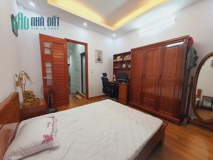 BÁN NHÀ KHƯƠNG HẠ THANH XUÂN, 50M, 5T, MT 4M, NHÀ ĐẸP, Ở NGAY, NHỈNH 7 TỶ