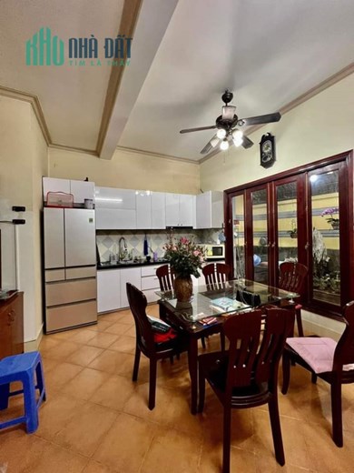 TUYỆT ĐẸP! PHÂN LÔ 72M2 - VỈA HÈ KINH DOANH, 5 TẦNG 6 NGỦ 8.8 TỶ.