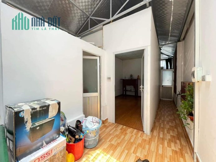 Xuân Thủy 33m- Nhà đẹp- gần phố- MT 3.6m- giá chào 3 tỷ 4