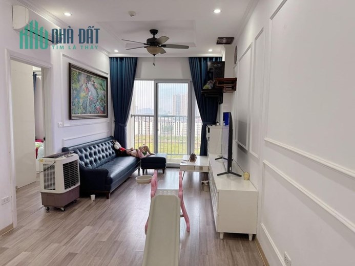 Bán căn hộ chung cư The Golden An Khánh Hoài Đức 66m2 full nội thất ban công đông bắc sổ hồng lâu