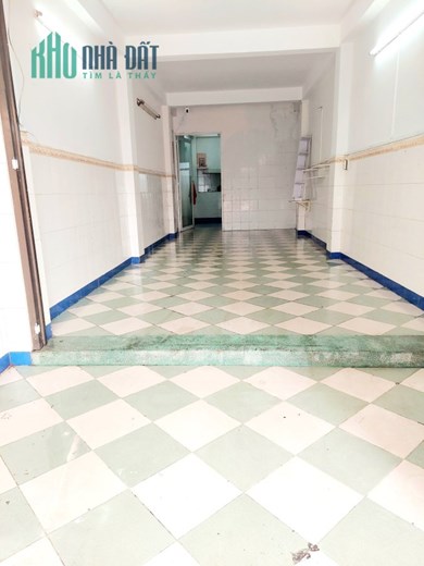 Cho thuê MB hẻm 236/ Hòa Hảo Phường 3 Quận 10. Giá 10 triệu