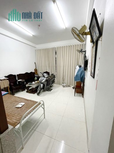 Nhà bán 2 Tầng hẻm 154 Âu Dương Lân P3Q8 - Giá : 5 Tỷ