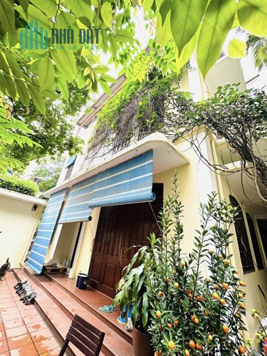 TRUNG TÂM THANH XUÂN, NGAY NGÃ TƯ SỞ, 180M, 3T, MT 14M, ĐẦU TƯ DÒNG TIỀN, QUÁ ĐỈNH, 0937651883.