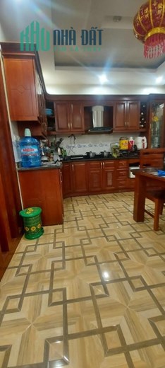 TRUNG TÂM THANH XUÂN, NGAY NGÃ TƯ SỞ, 180M, 3T, MT 14M, ĐẦU TƯ DÒNG TIỀN, QUÁ ĐỈNH, 0937651883.