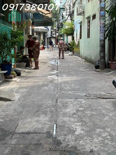 Bán nhà cũ tiện sữa chữa,xây mới hxh đường Hàn  hải nguyên p2 quận 11.Giá 4,4 tỷ thương lượng