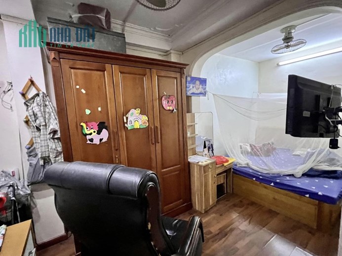 Chỉ 2.32 tỷ có ngay căn hộ tập thể Lilama 124 Minh Khai - Hai Bà Trưng 80m2 nhà đẹp, ở luôn