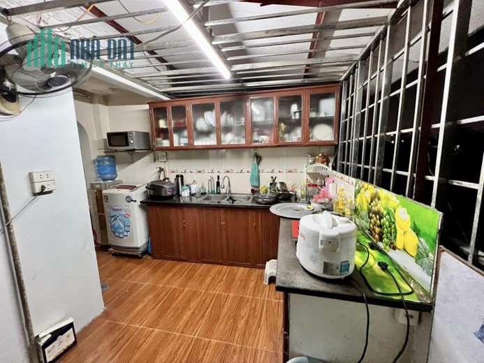 Chỉ 2.32 tỷ có ngay căn hộ tập thể Lilama 124 Minh Khai - Hai Bà Trưng 80m2 nhà đẹp, ở luôn