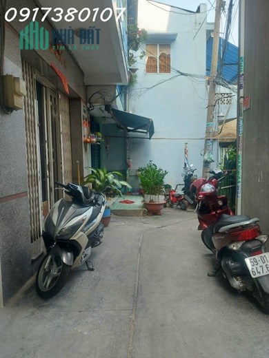 Bán nhà xây mới xinh xắn tại quận 11 Giáp quận 10