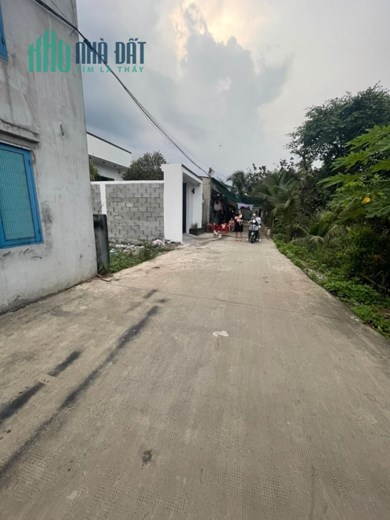 Đất xã Phạm văn Hai, Bình chánh 122m2 full thổ cư