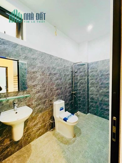 CHÍNH CHỦ CẦN BÁN NHANH Căn Nhà Tại Hùng Vương, P An Cựu - TP Huế - Thừa Thiên Huế