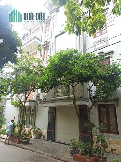 Bán nhà mặt đường khu 193 Văn Cao, 83m 5 tầng, đang cho thuê 28tr/m GIÁ 9.2 tỉ