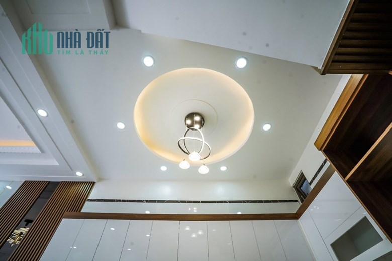 Bán nhà xây mới tinh ngõ 189 Đông Khê, diện tích 66m 4 tầng, GIÁ 3.25 tỉ sân rộng