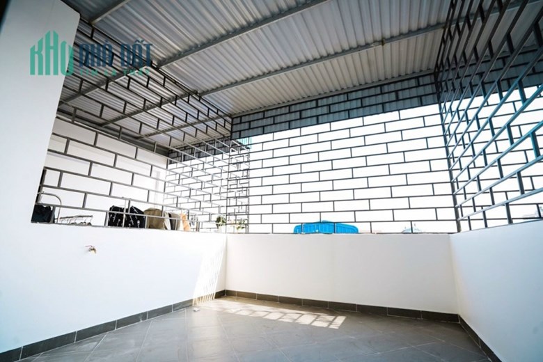 Bán nhà xây mới tinh ngõ 189 Đông Khê, diện tích 66m 4 tầng, GIÁ 3.25 tỉ sân rộng