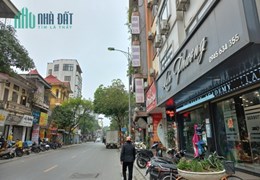 Bán nhà mặt phố Nguyễn Sơn, Long Biên, 4.3m mặt tiền kinh doanh. LH: Địa Thủy Sư Trần Thọ 0906299843