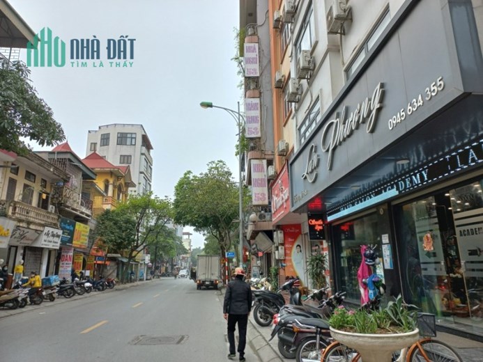 Bán nhà mặt phố Nguyễn Sơn, Long Biên, 4.3m mặt tiền kinh doanh. LH: Địa Thủy Sư Trần Thọ 0906299843