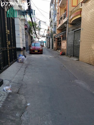 Bán Nhà 21/25 m2, Đường thích Quảng Đức,phường 5, Quận Phú Nhuận.