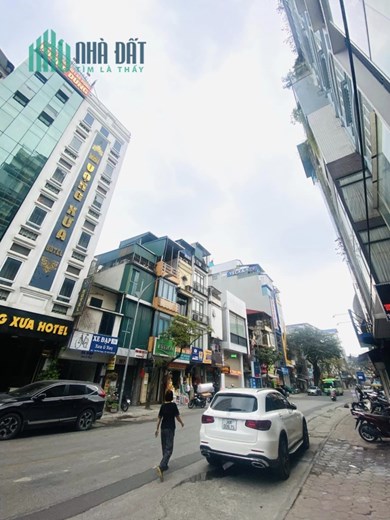 Tòa nhà Mặt phố vọng vỉa hè rộng - thang máy 7 Tầng 70m2 31.9 Tỷ