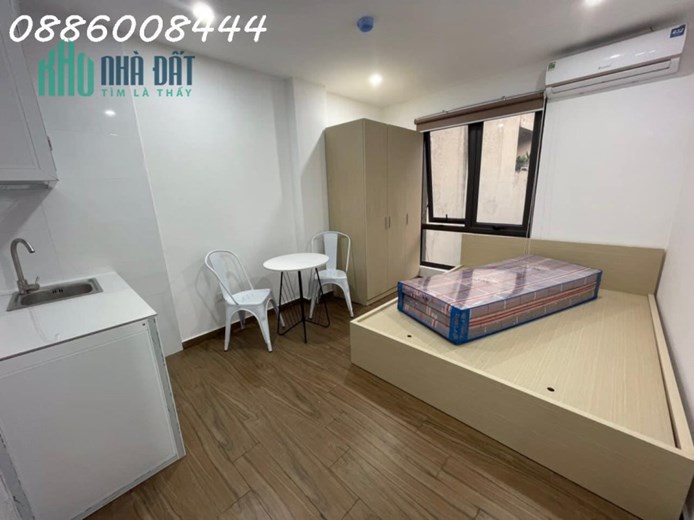 Bán tòa nhà Nhân Mỹ-Mỹ Đình 8 tầng giá 12.x tỷ.  tầng cho thuê gần 100tr/ tháng