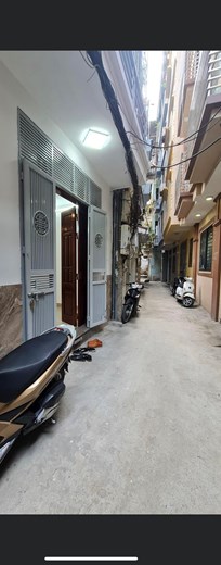 BÁN NHÀ PHỐ THỊNH QUANG 40M2 4 TẦNG MẶT TIỀN 5M  
NHỈNH 4 TỶ... HÀNG HIẾM - TRUNG TÂM QUẬN ĐỐNG ĐA
