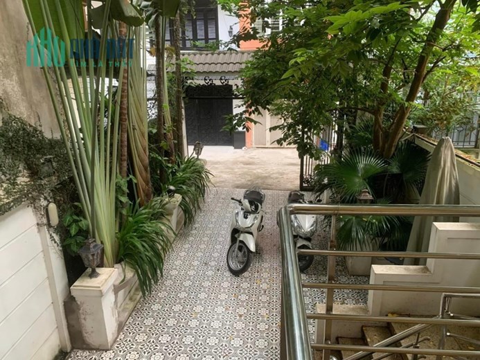 Nhà đẹp trung tâm Hoàng Mai, gara ô tô, 2 mặt ngõ rộng, 5 tầng thoáng mát, 118 triệu/m2