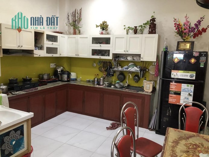 Bán Nhà Hẻm 58 Thạch Lam, Quận Tân Phú, 50m2 x 5 Tầng, Nhà Đẹp, Hẻm Thông Thoáng, Gần MT, Chỉ 5 Tỷ