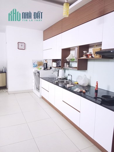 Bán nhà đẹp HXH Đất Thánh p6 Tân Bình 102m2 4 tầng 6 PN, vị trí đỉnh nhỉnh 11 tỷ TL