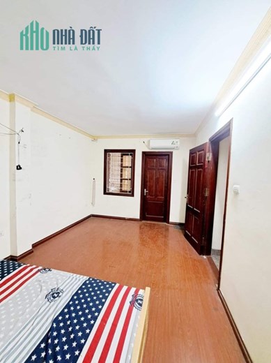 Bán nhà Phố Vọng 30m 5 tầng 3 ngủ ô tô đỗ cổng ở và kinh doanh quá đẹp chỉ 3.55 tỷ lh 0975124520