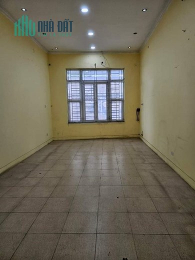 Bán nhà 85m2, mặt phố Trần Nhật Duật, Hoàn Kiếm, oto, KD, vỉa hè rộng, 85m2, 37.9 tỷ, giang8st