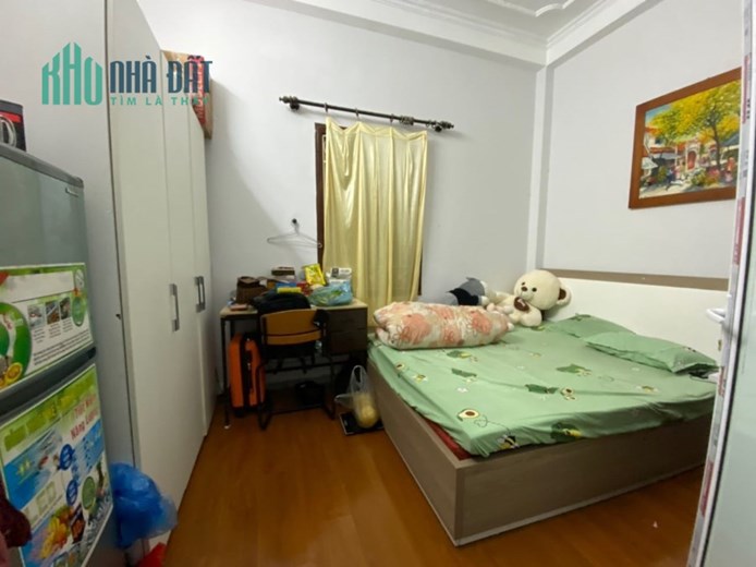 Nhà Tam Trinh - cạch Timescity 40* 5 Tầng giá 4.1 Tỷ