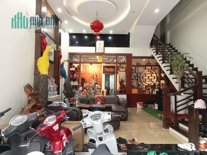 nhà đẹp Ái Mộ-Long Biên, 110m x 5tầng, gara, kinh doanh, tặng nội thất