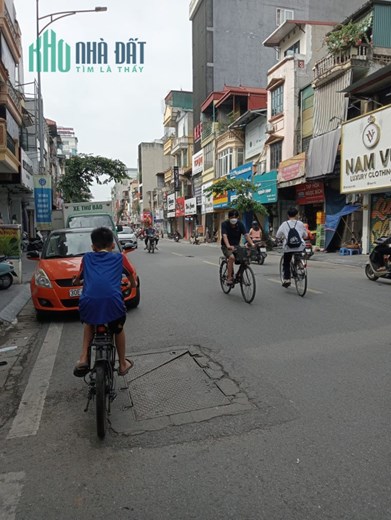 THỞ DỐC. Bán nhà Bạch Mai, Hai Bà Trưng, ô tô, kinh doanh, ngõ thông.  Diên tích 32m,5 tầng sổ