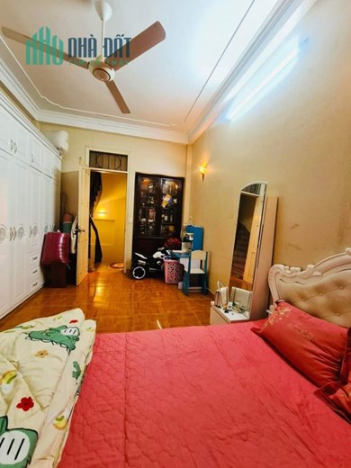 THỞ DỐC. Bán nhà Bạch Mai, Hai Bà Trưng, ô tô, kinh doanh, ngõ thông.  Diên tích 32m,5 tầng sổ
