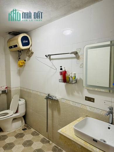 Hơn 8 tỷ có nhà 4 tầng, diện tích 98m, Mt5m.