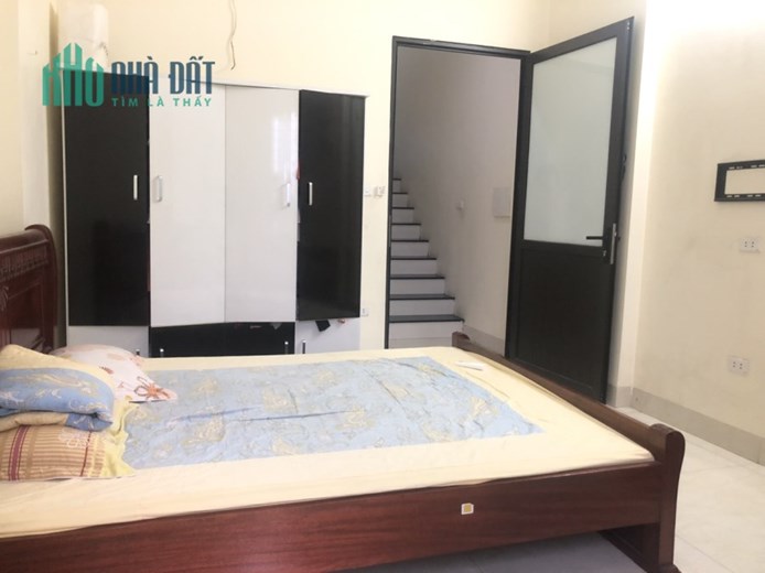 Bán nhà Đông Dư, Ô tô, 77m2, 3 tầng, mặt tiền 5,6m, nhĩnh 3 tỷ.
