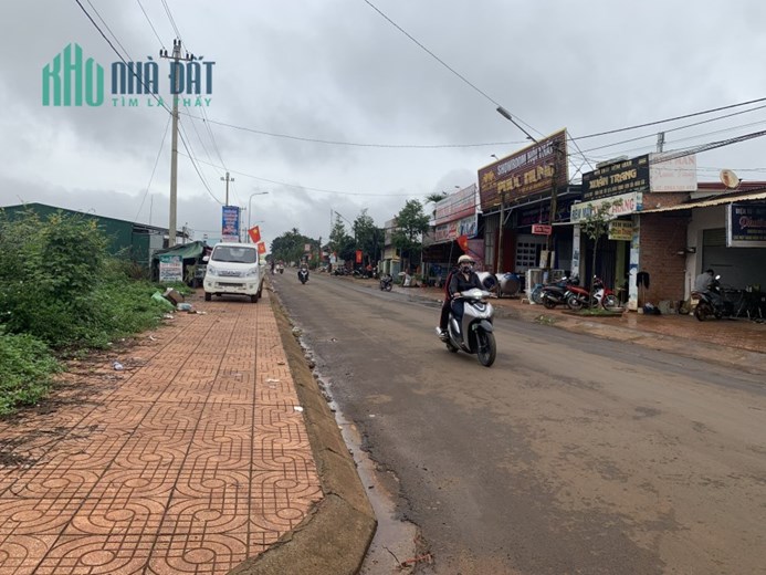 Cần tiền kinh doanh, bán nhanh lô đất thô cư đối diện chợ Phú Lộc - Đak Lak giá 780 triệu