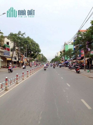 Cho thuê 3000m2 đất mặt tiền Q6 Nguyễn Văn Luông, Phường 11, Quận 6, Tp Hồ Chí Minh