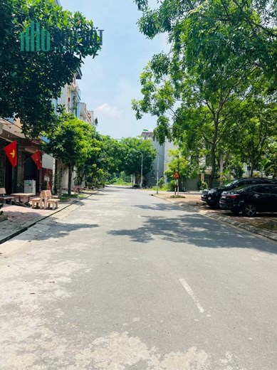 Bán lô VƯỜN HOA TÔNG ĐẢN- HƯỚNG ĐÔNG NAM- KINH BẮC- TP BẮC NINH- ĐẸP NHƯ TRANH- MÀ CHỈ CÓ HƠN 5 TỶ!