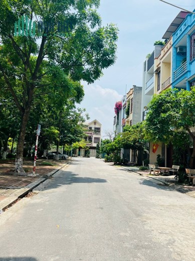 Bán lô VƯỜN HOA TÔNG ĐẢN- HƯỚNG ĐÔNG NAM- KINH BẮC- TP BẮC NINH- ĐẸP NHƯ TRANH- MÀ CHỈ CÓ HƠN 5 TỶ!