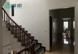 BÁN NHÀ 3 TẦNG - SÁT TRUNG TÂM VĂN HÓA KINH BẮC- CẠNH ROYAL PARK- GIÁ RẺ GIẬT MÌNH CHỈ 5 TỶx!