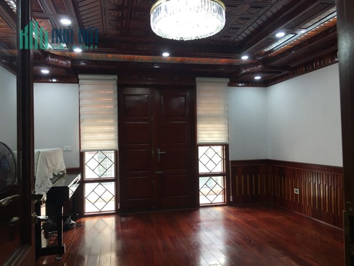 Bán toà nhà 7 tầng mp Vạn Phúc - quận Ba Đình- Hà Nội. Diện tích 80m2 .GIÁ 28 tỷ