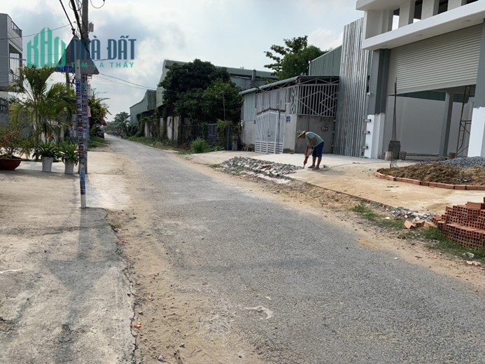 đất gần chợ,mặt tiền nhựa, đường trần văn giàu, sổ hồng riêng