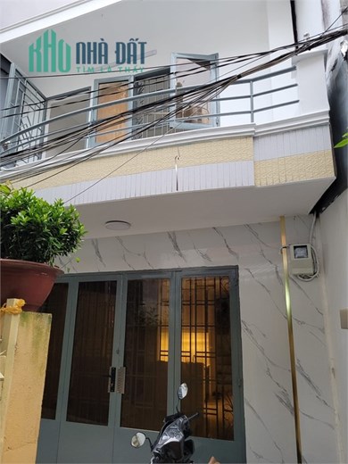 NHÀ C4 CÒN MỚI 1 TRỆT 1 LỬNG 71,5M2 ,HẼM TRƯỚC NHÀ 6M THÔNG