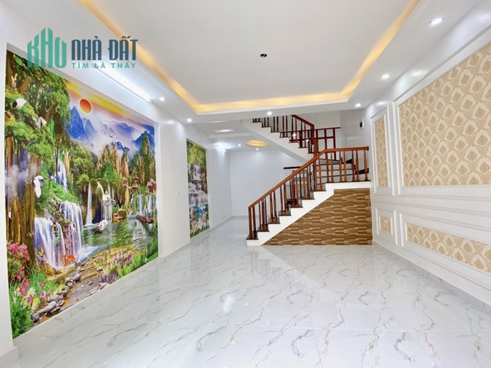 2252.BÁN NHÀ LÔ GÓC OTO ĐỖ CẠNH NHÀ THIÊN LÔI