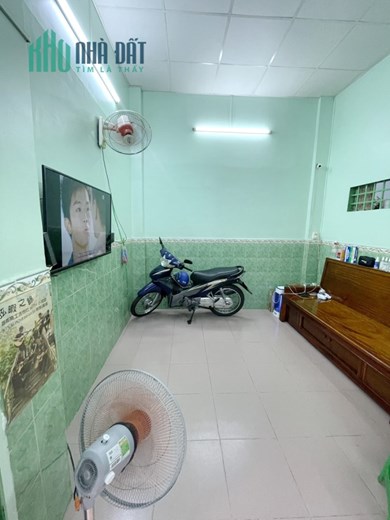 Nhà bán hẻm đường Cao Xuân Dục P12 Q8 Giá : 3.2 Tỷ (Thương lượng)